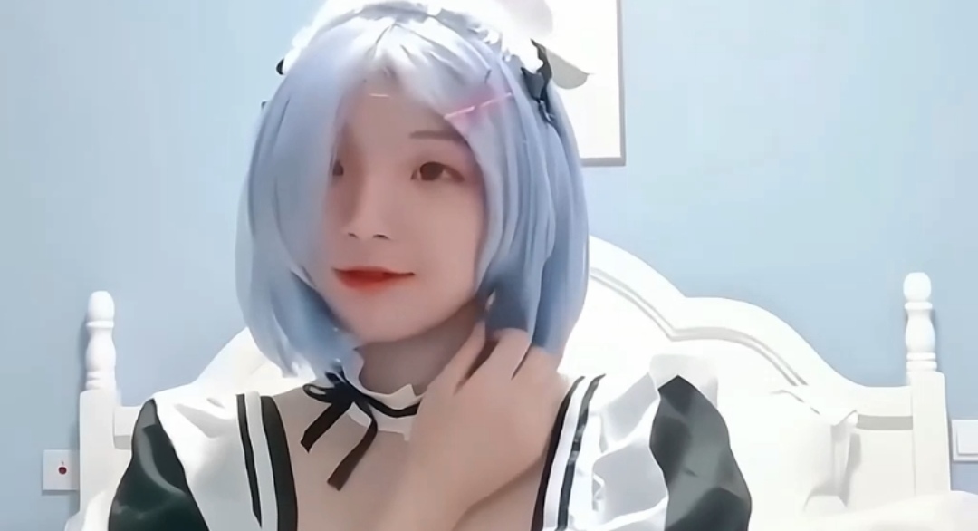 女仆![装骚穴塞水晶棒)?[ 疯狂自慰喷水内射
